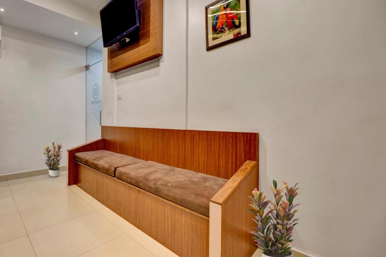 Oyo Townhouse 1070 Ramis Plaza Hotel Tullipurmbu Exterior foto